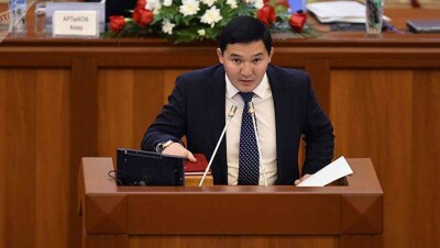 МИД Казахстана подтвердил сведения о двойном гражданстве арестованного депутата КР