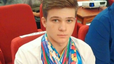 КарГУ оплатит учёбу не получившему госгрант призёру чемпионата мира по акробатике