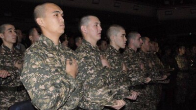 Казахстанских призывников проверяют на радикальные идеи