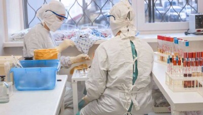 Минздрав: Медработники поликлиник, в которых развернули провизорные стационары, получат надбавки