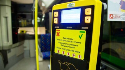 Исекешев потребовал наладить работу валидаторов в автобусах до 1 сентября