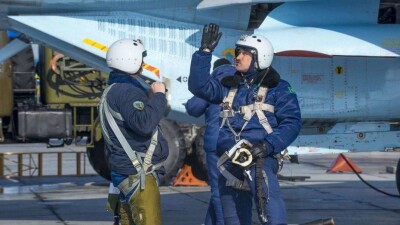 В Астане наградили лучших военных лётчиков