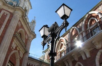Грабители-тяжеловесы украли из скверов Астаны 50 чугунных фонарей