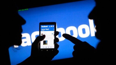 Пользование Facebook ухудшает самочувствие и увеличивает вес - учёные