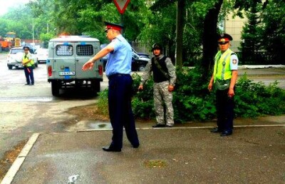 В Усть-Каменогорске из-за подозрительной сумки перекрыли улицы