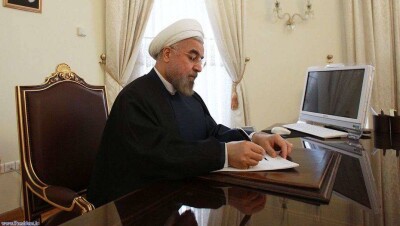 Президент Ирана заявил об ущербе в 200 млрд долларов из-за санкций США