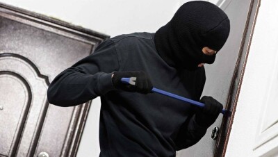 Из отдела опеки в Алматы похитили компьютеры с базой данных на сотни детей