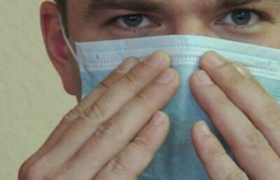 Банда в медицинских масках ограбила уже вторую букмекерскую контору в Караганде