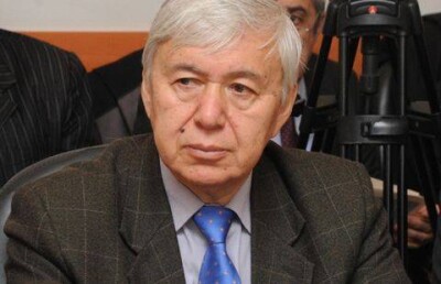 Парламент Казахстана будет трёхпартийным - политолог