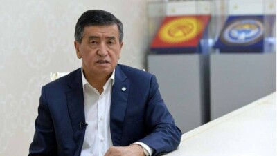 Жээнбеков ещё раз заявил, что подаст в отставку после парламентских выборов. Жапаров намерен продолжить переговоры