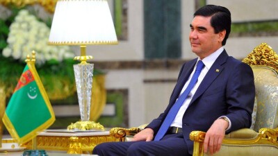 Президент Туркменистана распустил правительство 