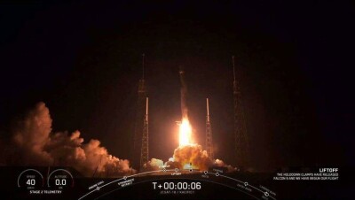 Запуск ракеты Falcon 9 с новым спутником связи: он соединит Японию, восточную часть России и острова Тихого океана