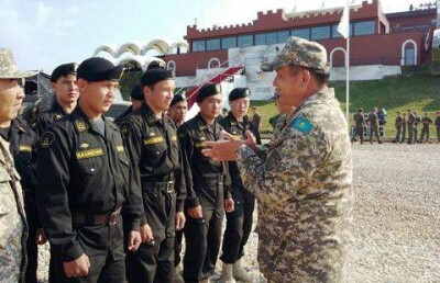 Казахстан вышел в финал "Танкового биатлона"