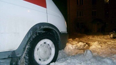 В Усть-Каменогорске из-за гололёда люди не могут получить экстренную помощь 