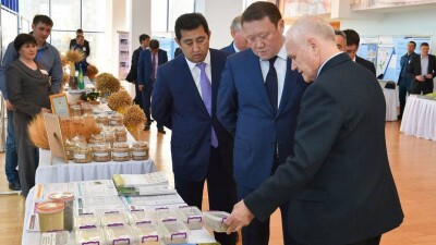 Глава СКО поручил районным акимам добиться повышения зарплат для сельчан