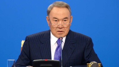 Назарбаев: Необходимо сократить уровни управления в "Самрук-Казына"