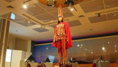 Впервые "Золотой человек" покинул пределы Казахстана и начал путешествие по миру