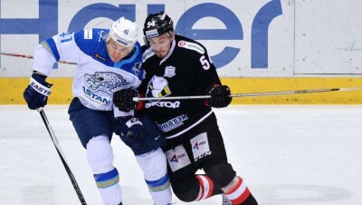 "Барыс" выиграл матч в КХЛ после семи поражений подряд