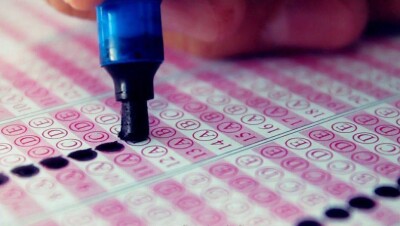 13 шымкентцев предстанут перед судом за торговлю фальшивыми ответами ЕНТ