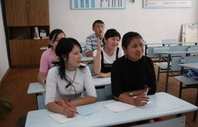 33 дополнительных выходных получат казахстанские школьники