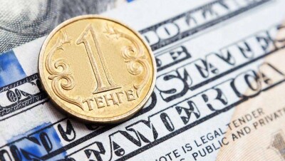 Курс доллара на бирже превысил 388 тенге, обновив исторический максимум