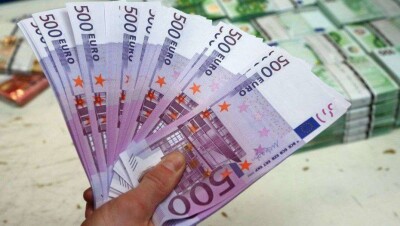 Денежные купюры номиналом 500 евро начали изымать из оборота в Евросоюзе
