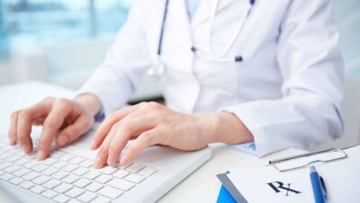 Минздрав РК обязал медорганизации отвечать на жалобы в соцсетях