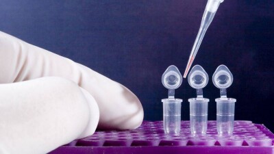 21-летнего жителя Лисаковска заставили платить алименты дочери после теста ДНК