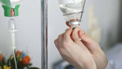 Отравившихся растворителем заключённых в Костанае перевели из реанимации в палаты