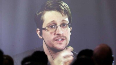 Минюст США подал в суд на Сноудена из-за публикации его книги