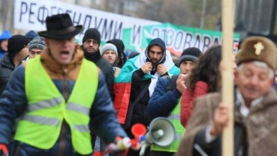 Граждане Болгарии устроили акцию протеста против высоких цен на топливо