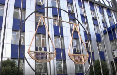 Обвиняемый в развращении дочери житель Шымкента отпущен на свободу