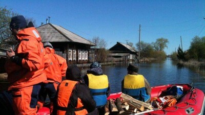 В Усть-Каменогорске пострадавшие от паводка семьи получили более 47 млн тенге 