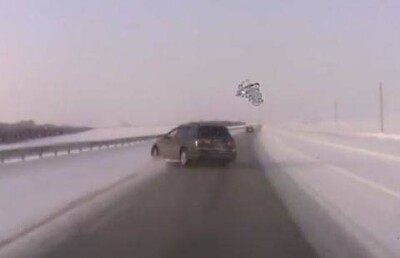 "Крутое пике" автомобиля сняли на видео на трассе Щучинск - Кокшетау