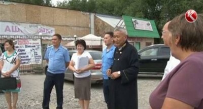 Судебное заседание по иску сельчан из-за строящейся трассы провели прямо на дороге