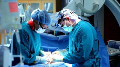 Впервые в Казахстане больному пересадили печень двух доноров одновременно 