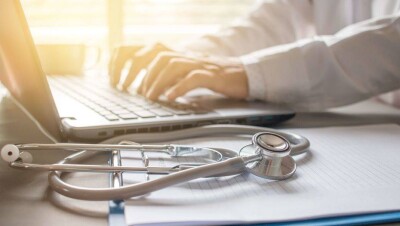 В Казахстане изменили порядок прикрепления к поликлинике: нужно обязательно иметь ЭЦП