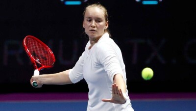 Елена Рыбакина победила действующую чемпионку Australian Open на турнире серии WTA