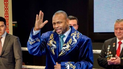 Легенда боксёрского ринга Рой Джонс-младший возвращается в Казахстан