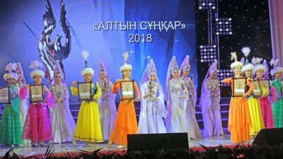 Премию лучшим работникам СМИ вручил аким Карагандинской области Ерлан Кошанов 