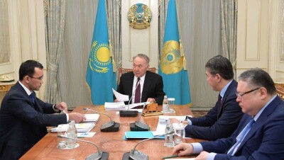 Ашимбаев рассказал Назарбаеву о подготовке к съезду партии "Нур Отан"