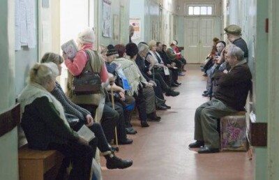 Ожидавший очереди к врачу пациент скончался в поликлинике Петропавловска