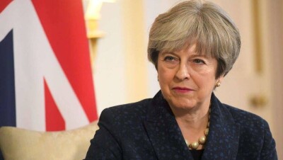 Тереза Мэй осталась лидером партии: её спасли голоса депутатов-консерваторов