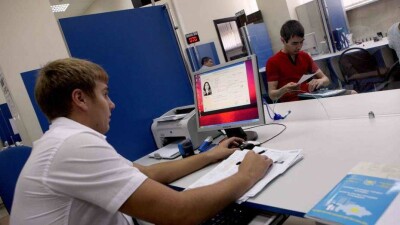 На авторынке "Барыс" в Алматы открыли выездной сектор обслуживания спецЦОНа