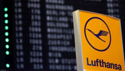 Бортпроводники Lufthansa объявили о двухдневной забастовке 7 и 8 ноября