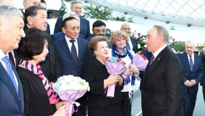 Назарбаев встретился с первостроителями столицы Казахстана