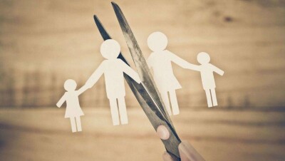 Судьи Шымкента: Люди стали разводиться и отказываться от отцовства ради получения АСП