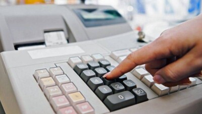Продавцов алкоголя и ГСМ вынуждают покупать новые кассовые аппараты