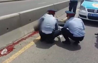 Мужчина погиб под колёсами автомобиля, перебегая дорогу возле барахолки в Алматы