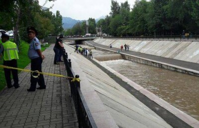 В реке Есентай в Алматы нашли тело человека